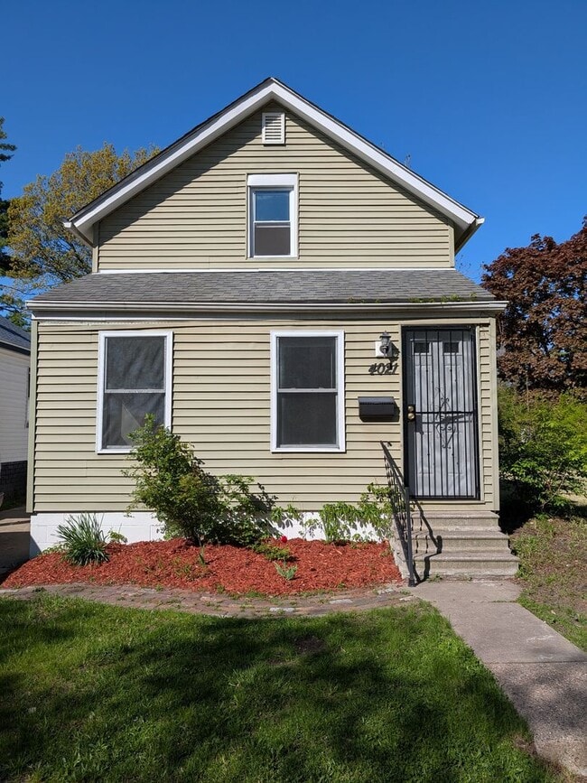 property at 4021 Neff Ave