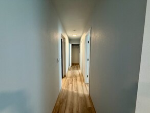 1725 SW Barton St in Seattle, WA - Building Photo - Building Photo