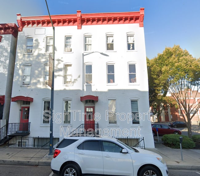 property at 42 E Washington St