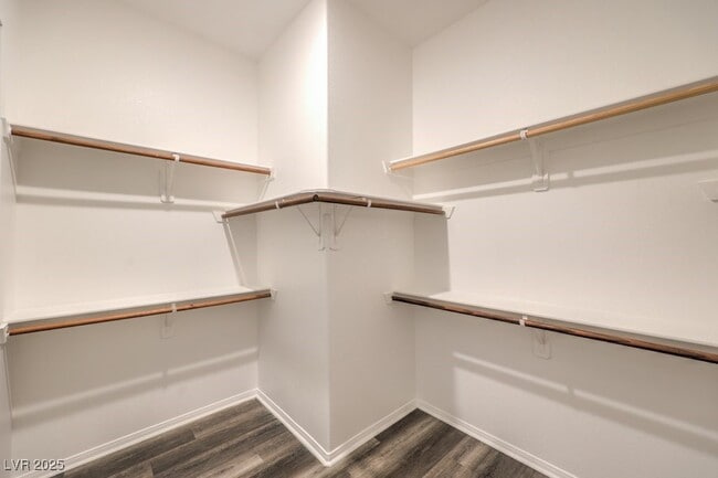 10640 Warrior Ct in Las Vegas, NV - Building Photo - Building Photo