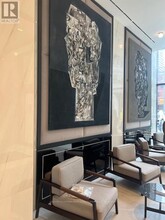 8-2018 Wellesley St W in Toronto, ON - Building Photo - Building Photo