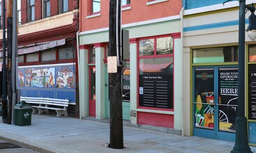 129 W Elder St in Cincinnati, OH - Foto de edificio - Building Photo