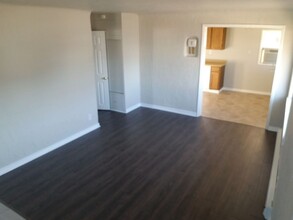 1121 W Columbia Ave in Moses Lake, WA - Building Photo - Building Photo