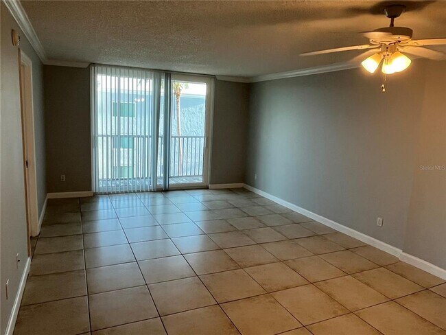 2650 Coconut Bay Ln in Sarasota, FL - Building Photo - Building Photo