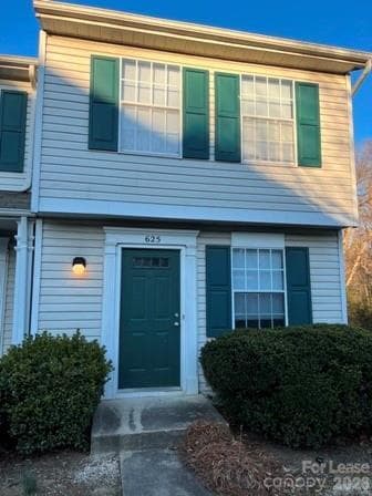 property at 625 Lex Dr