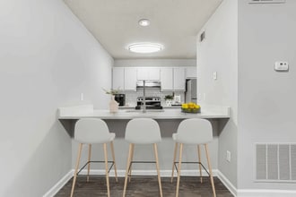 Faris Residences Newnan in Newnan, GA - Foto de edificio - Building Photo