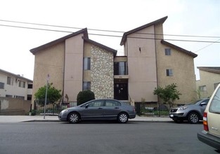 719 Bunker Hill Ave in Los Angeles, CA - Building Photo - Building Photo