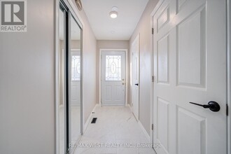 14 Coxworth Crescent in Toronto, ON - Building Photo - Building Photo