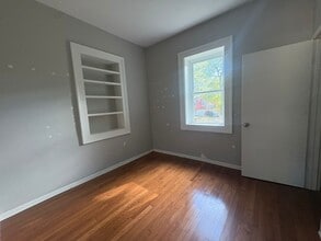 465 Tampa St in West Haven, CT - Building Photo - Building Photo