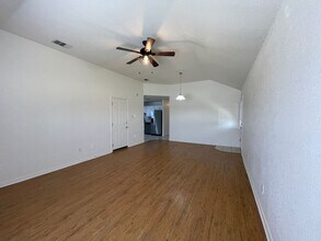 2801 Edgefield St in Killeen, TX - Building Photo - Building Photo
