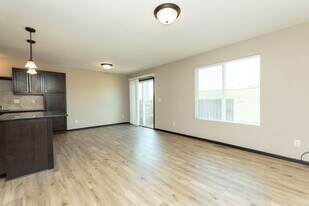 11050 E Fawn Grove St in Wichita, KS - Building Photo