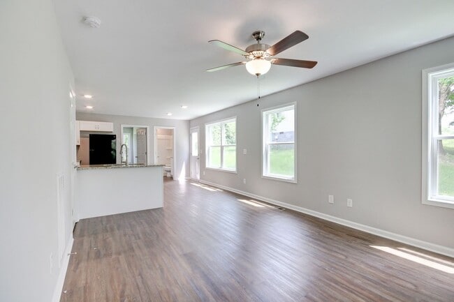923 Woody Hills Dr in Clarksville, TN - Building Photo - Building Photo