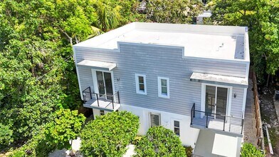3823 Thomas Ave in Miami, FL - Building Photo - Building Photo