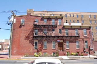 300 Cooper St in Camden, NJ - Building Photo - Building Photo