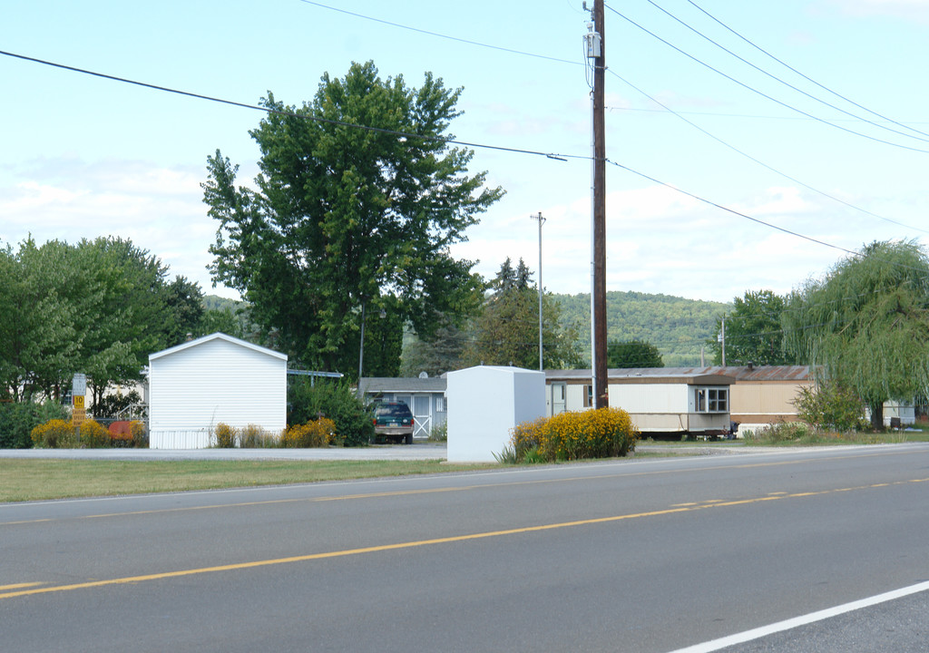 10 Mohawk Dr in Hughesville, PA - Building Photo