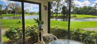 219 Fox Glen Dr in Naples, FL - Building Photo
