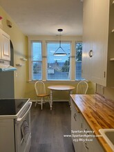 143 4th Ave NW, Unit #C in Puyallup, WA - Building Photo - Building Photo