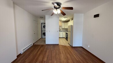 8601 Molanary Dr in Anchorage, AK - Building Photo - Building Photo