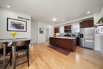 2081 Vermont St in Detroit, MI - Building Photo - Building Photo