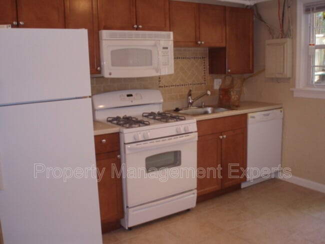 1559 19th St N in Arlington, VA - Building Photo - Building Photo