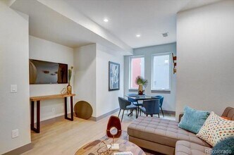 2820 W 26th Ave, Unit 103 in Denver, CO - Building Photo - Building Photo