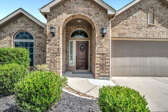 18739 Laurel Hills Dr in New Caney, TX - Building Photo - Building Photo
