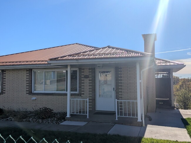 3336 Pennsylvania Ave, Unit 3336 Pennsylvania Avenue in Weirton, WV - Building Photo - Building Photo