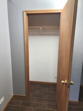 5020 Carol St-Unit -G in Skokie, IL - Building Photo - Building Photo