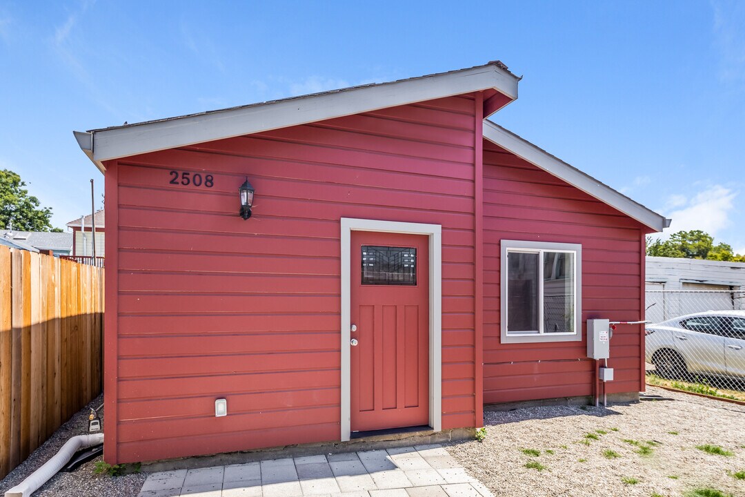 2508 Linden St in Oakland, CA - Building Photo