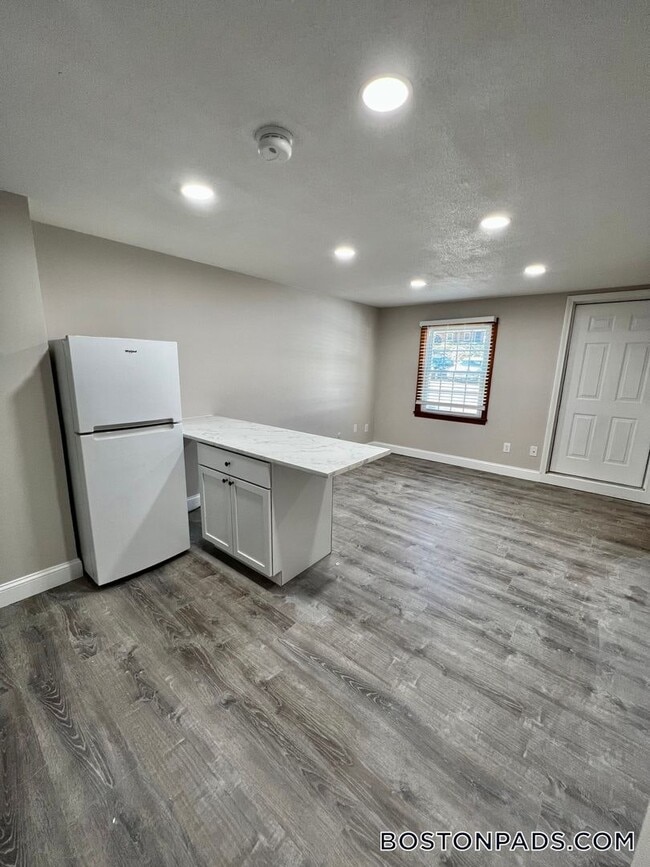 53 Ridgewood Ln in Gardner, MA - Building Photo - Building Photo