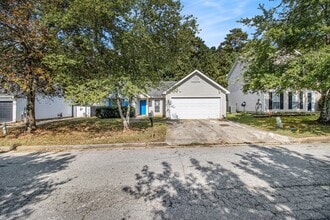 2824 Cedar Trace Dr in Ellenwood, GA - Building Photo - Building Photo