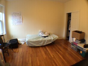 19 Fairbanks St, Unit 33 in Brookline, MA - Foto de edificio - Building Photo