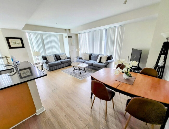 175 Blossom St, Unit GO ID1059123P