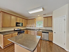 3454 Mackenzie Ct in Powder Springs, GA - Building Photo - Building Photo