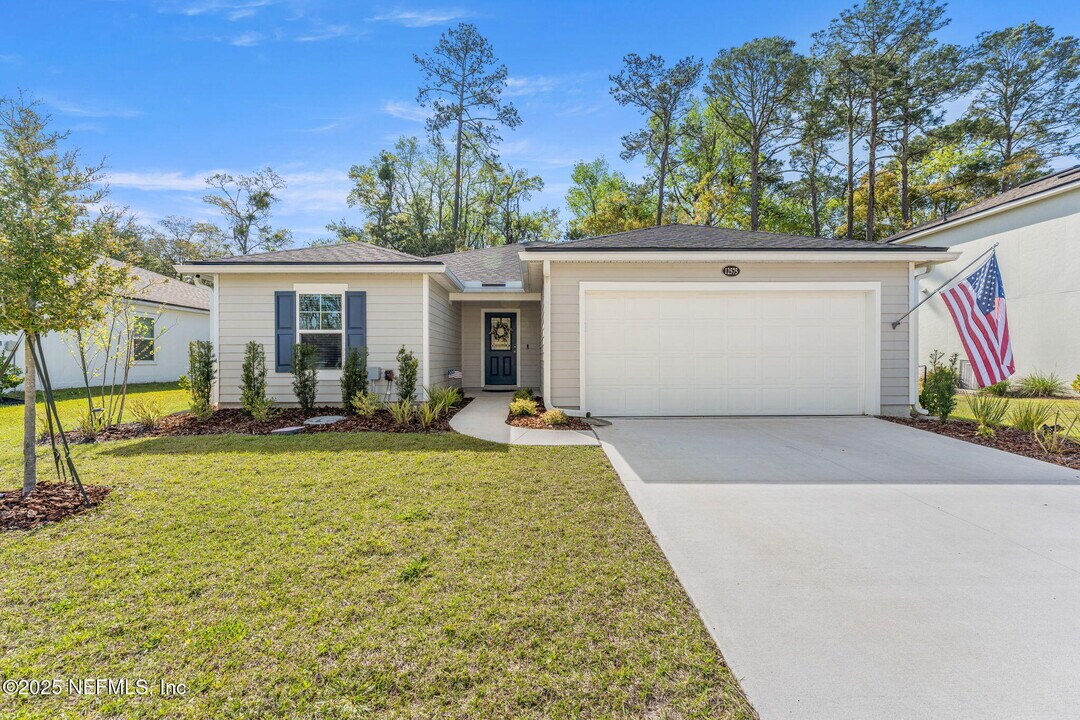 12575 Creekside Mnr Dr in Jacksonville, FL - Foto de edificio