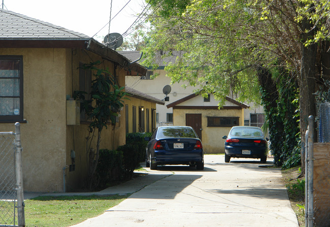 747 W 8th St in San Bernardino, CA - Building Photo - Building Photo