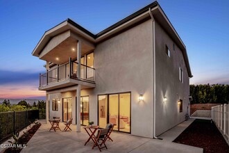 252 Capri Dr in Simi Valley, CA - Building Photo - Building Photo