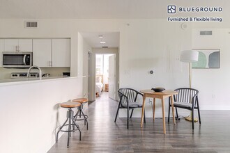 110 SW 12th St in Miami, FL - Building Photo - Building Photo