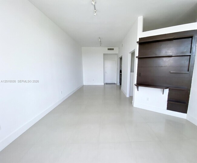 property at 2829 Indian Creek Dr