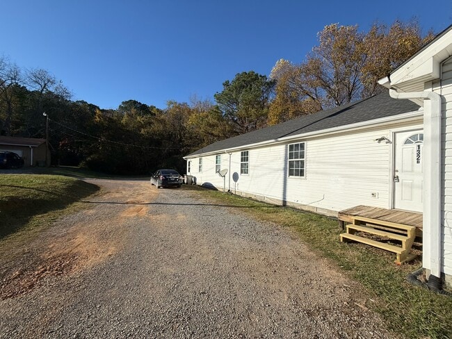 property at 132 N Poole St