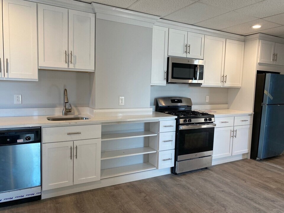 94 Irving St in Everett, MA - Building Photo