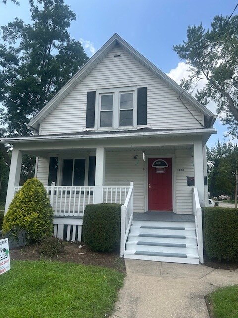 property at 1156 6th St