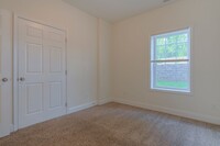 1119 Downey St. in Radford, VA - Foto de edificio - Interior Photo