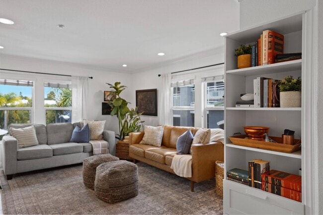 3504 Shoreline Bluff Ln in San Diego, CA - Building Photo - Building Photo