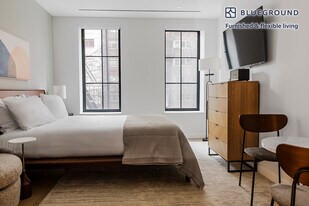 88 East End Ave in New York, NY - Building Photo