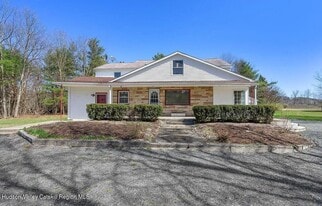 776 US-20 in New Lebanon, NY - Building Photo