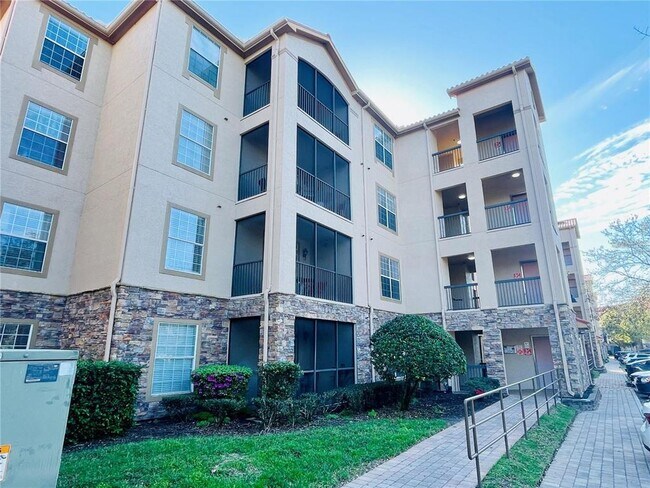 8010 Tuscany Way in Davenport, FL - Building Photo - Building Photo