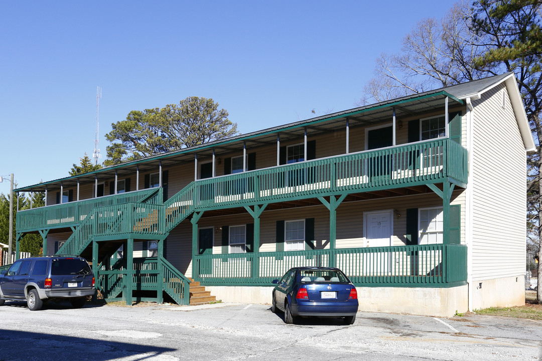 Indian Springs Apartments in Jackson, GA - Building Photo