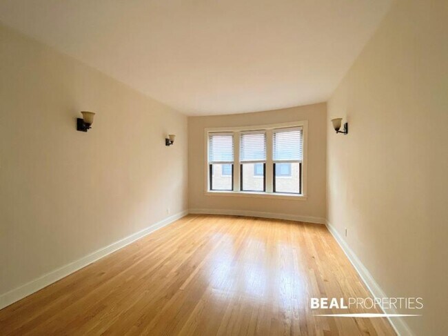 property at 4040 N Ashland Ave