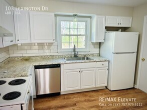 103 Lexington Dr in Williamsburg, VA - Building Photo - Building Photo